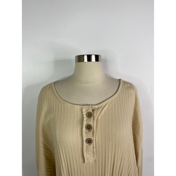 Chelsea & Violet Ribbed Natural Long Sleeve Bodysuit - Picture 4 of 11